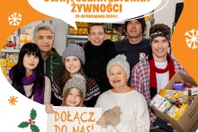PLAKAT OSOBY W ZIMOWYCH CZAPKACH, W SZALIKACH Z KARTONEM PEŁNYM ŻYWNOŚCI PLAKAT ZACHĘCAJĄCY DO WŁĄCZENIA SIĘ W ZBIÓRKĘ ŻYWNOŚCI W DNIACH 29-30.11