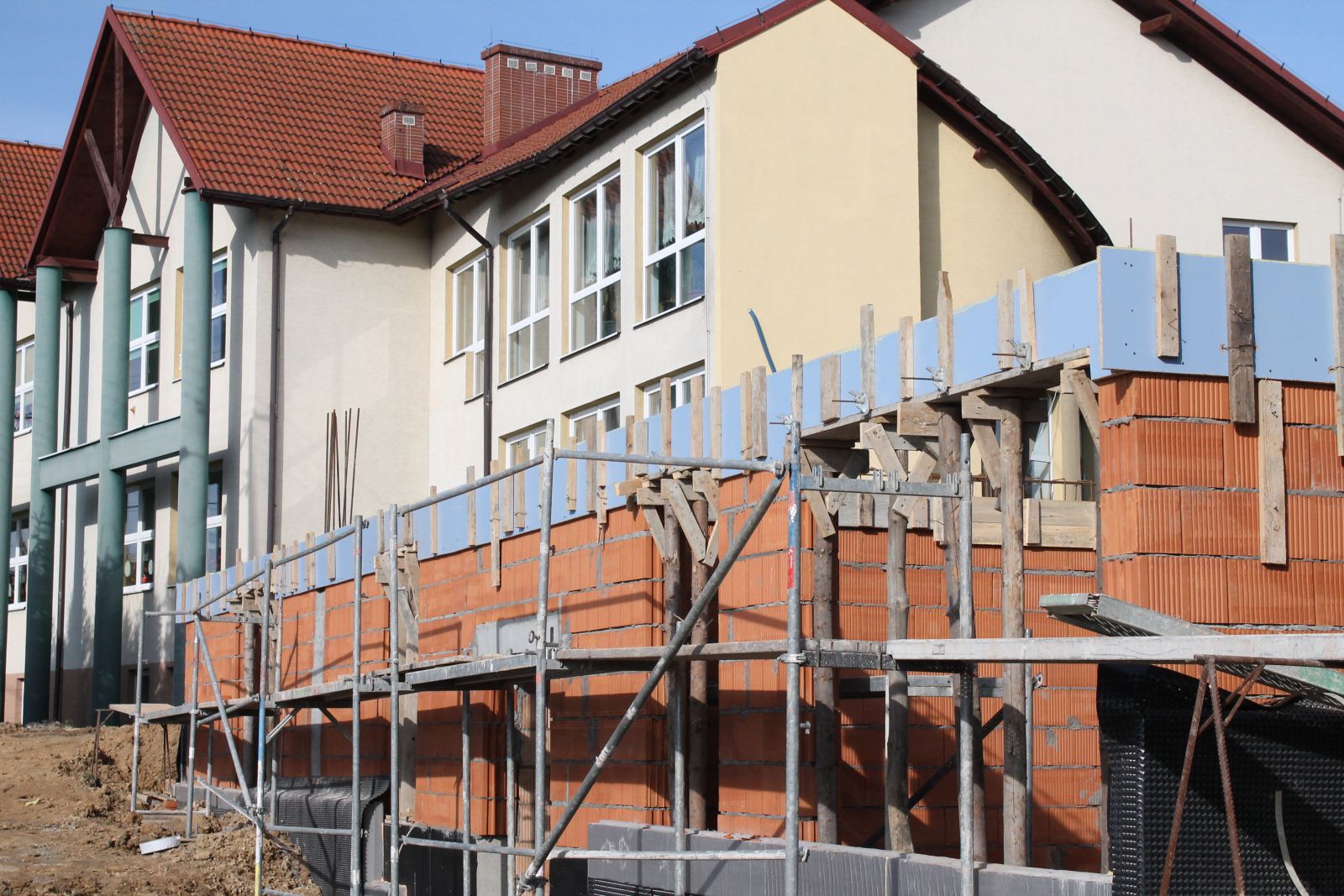 rozbudowa szkoły podstawowej w Brzączowicach
