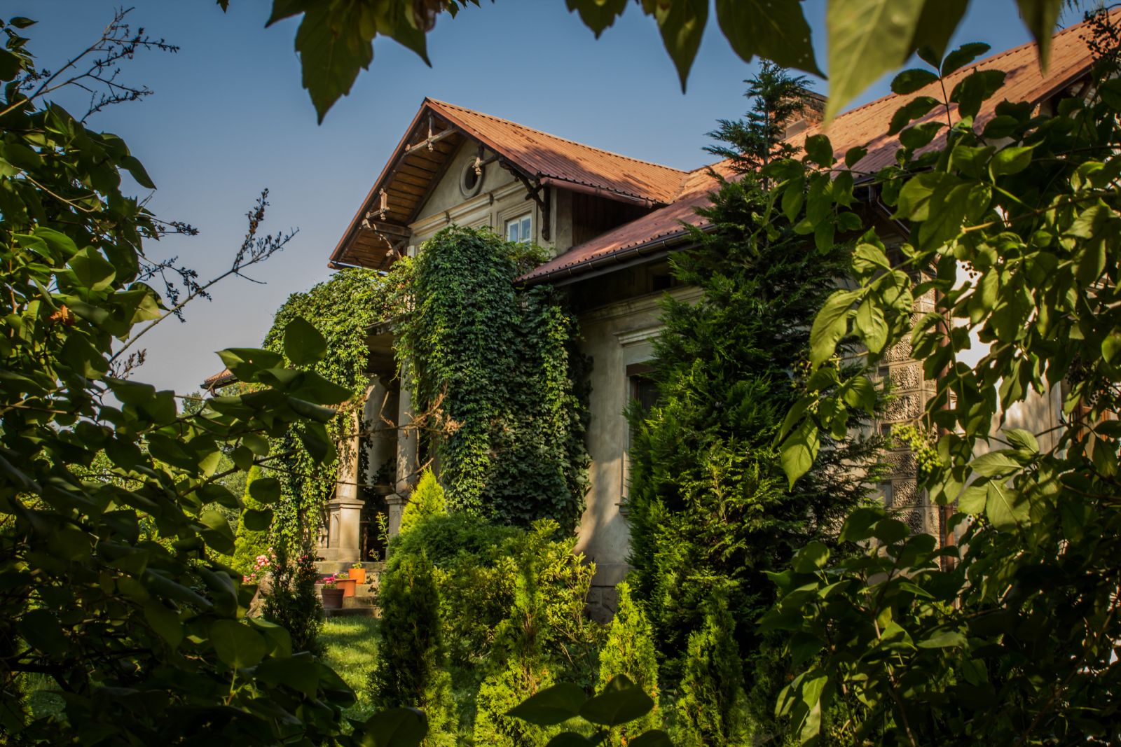 Dwór Bednarskich w Stadnikach fot. Paweł Stożek