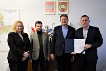  wiceburmistrz Edyta Podmokły, kierownik Patryk Paszkot, prezes Jan Marcinek, burmistrz Tomasz Suś