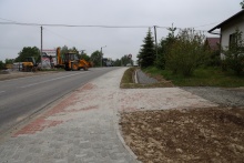 Budowa chodnika i ścieżki pieszo-rowerowej