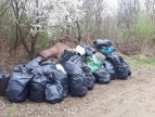 akcja sprzątania brzegów Raby