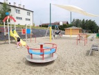 Nowy plac zabaw przy centrum sportowo-rekreacyjnym w Bieńkowicach