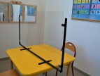 sala logopedyczna z zamontowanym lustrem logopedycznym