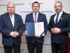 Przyznanie promesy w ramach konkursu "Remizy Małopolski 2019", fot. www.malopolska.pl