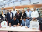 podpisanie umowy na adaptację Domu Ludowego na filię Miejskiej Biblioteki Publicznej w Dobczycach