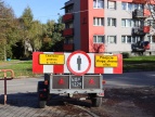znak ostrzegawczy przy modernizacji oświetlenia drogowego