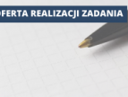 Uproszczona oferta na realizację zadania publicznego pn. ,,Ochrona pszczoły miodnej na terenie Gminy i Miasta Dobczyce” Zdjęcie długopisu i napis: oferta realizacji zadania