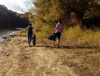 zbiórka śmieci - sprzątanie Jeziora Dobczyckiego